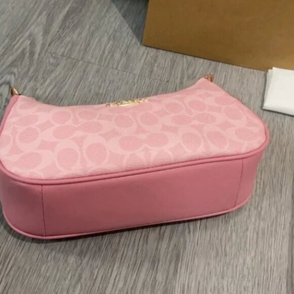 Coach Teri Shoulder Bag In Signature Canvas - Picture 6 of 9